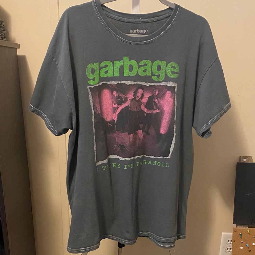 Forever 21 Manhead LLC Garbage